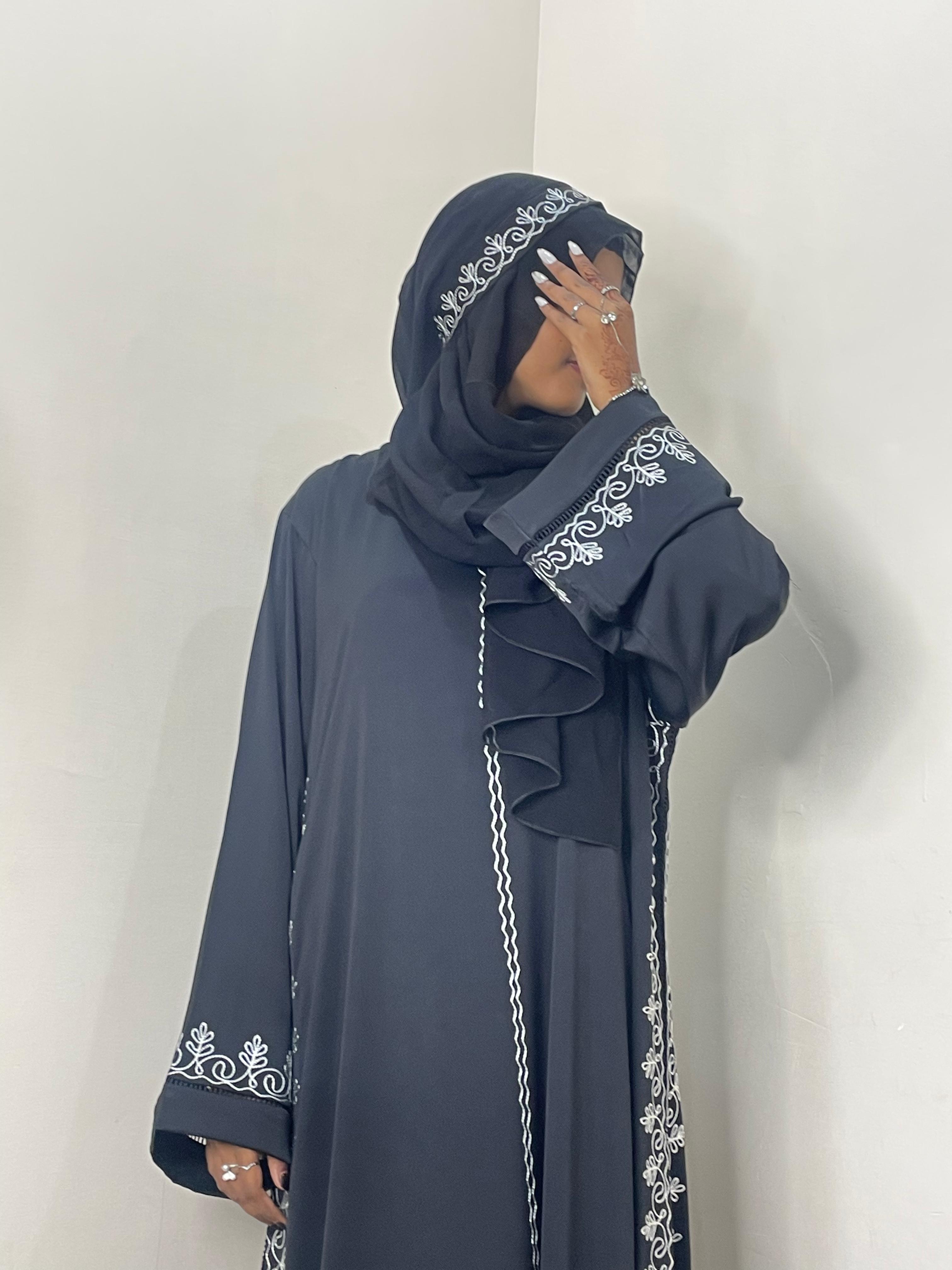 Midnight Elegance Abaya – Timeless Grace in Every Detail