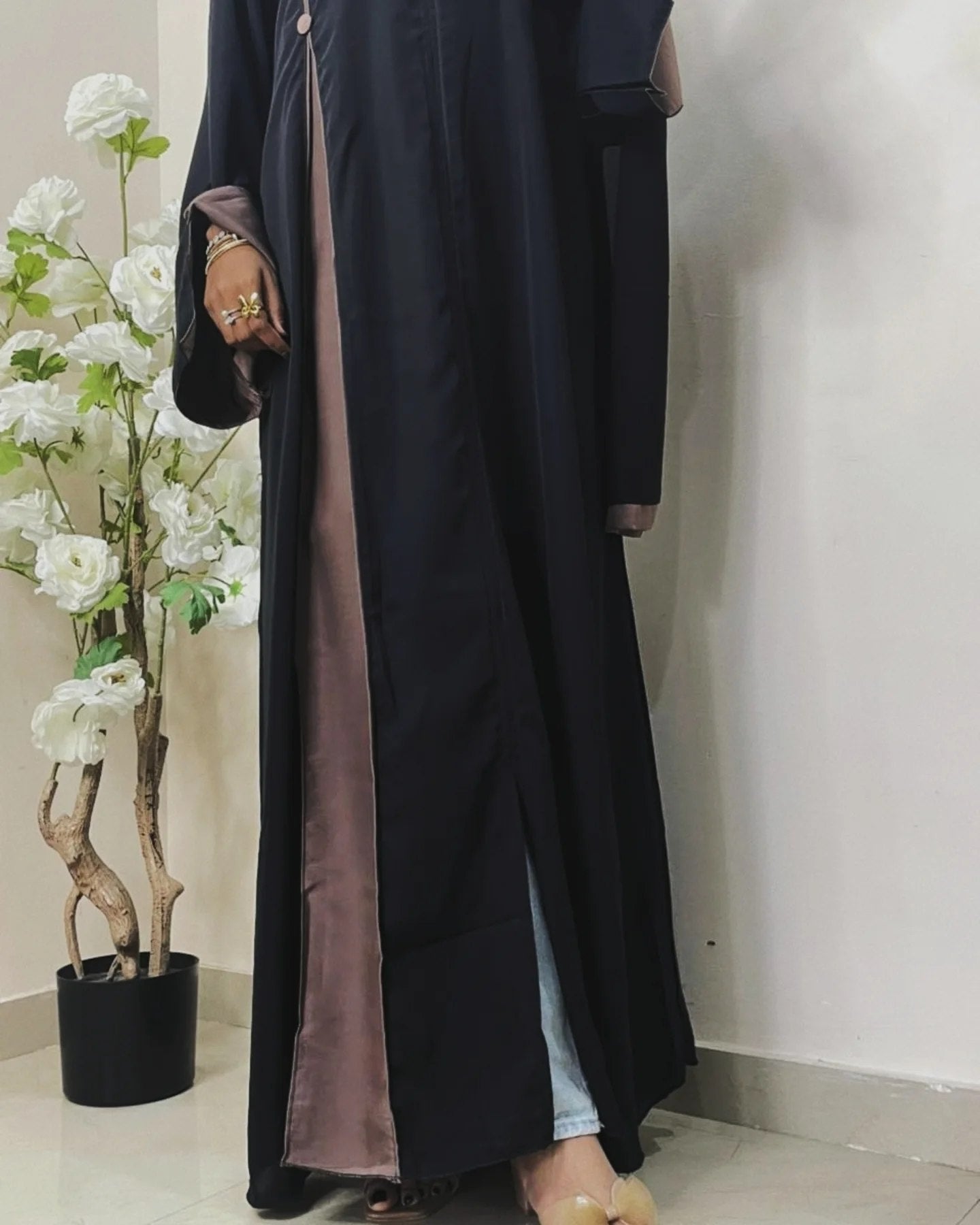 Blush Noir Abaya – Where Grace Meets Elegance